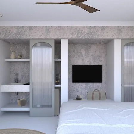 Om Living Paros Piso Livadi